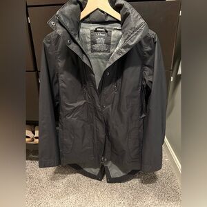 LL Bean Back Bay Rain Coat in Black XS Petite